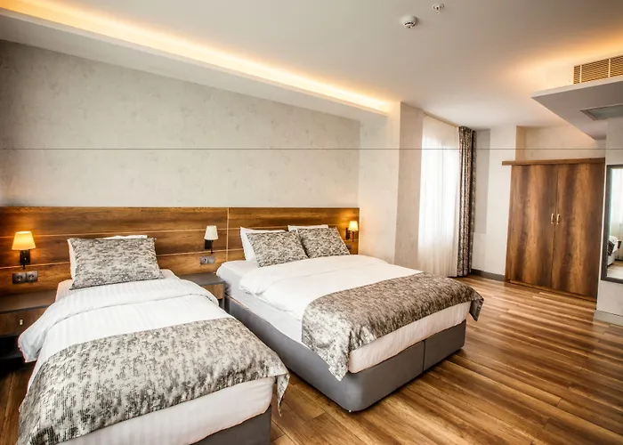 Life Point Hotel
